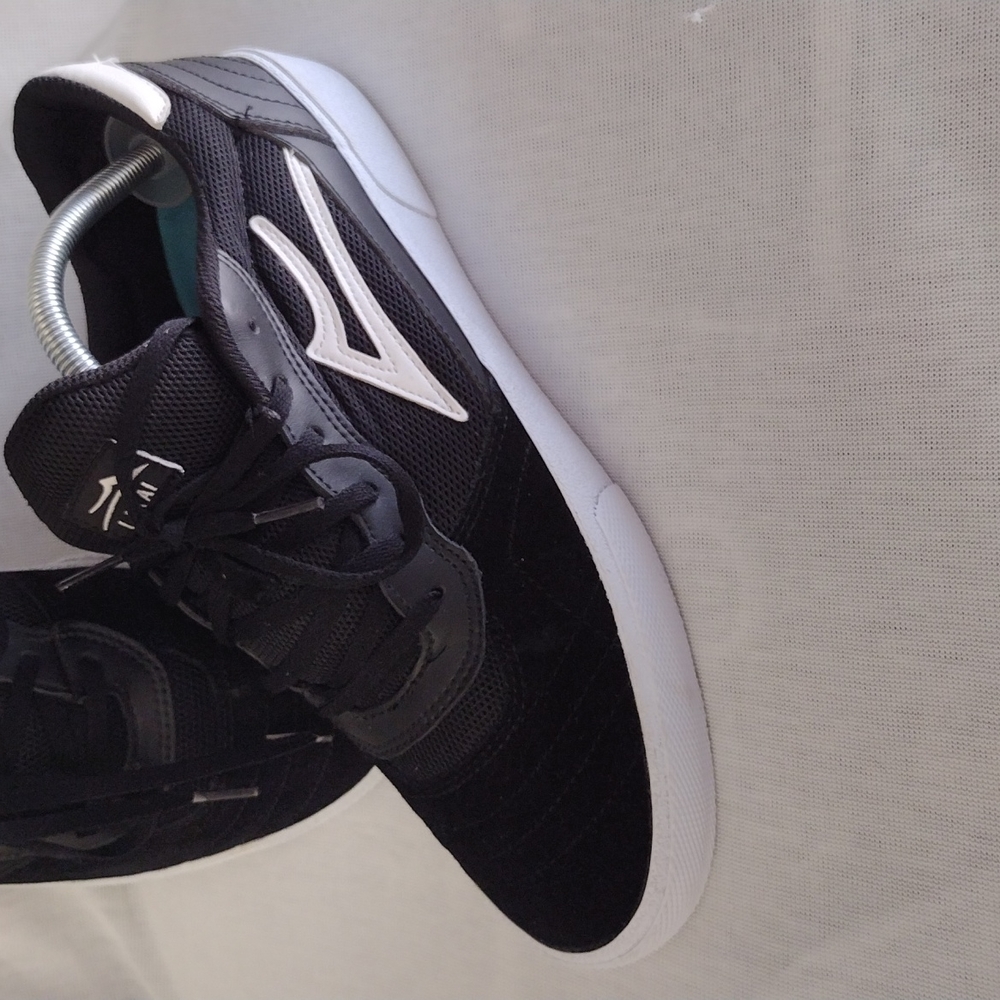 LAKAI men's shoes